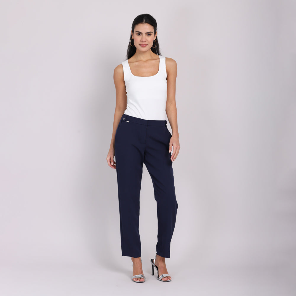 Pantalon tipo skinny sale