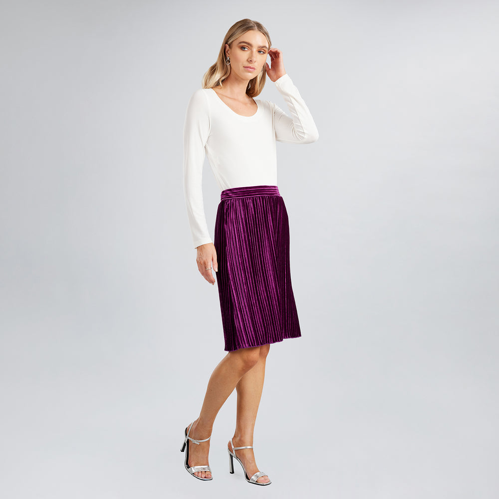 
                      
                        Falda Midi Velvet
                      
                    