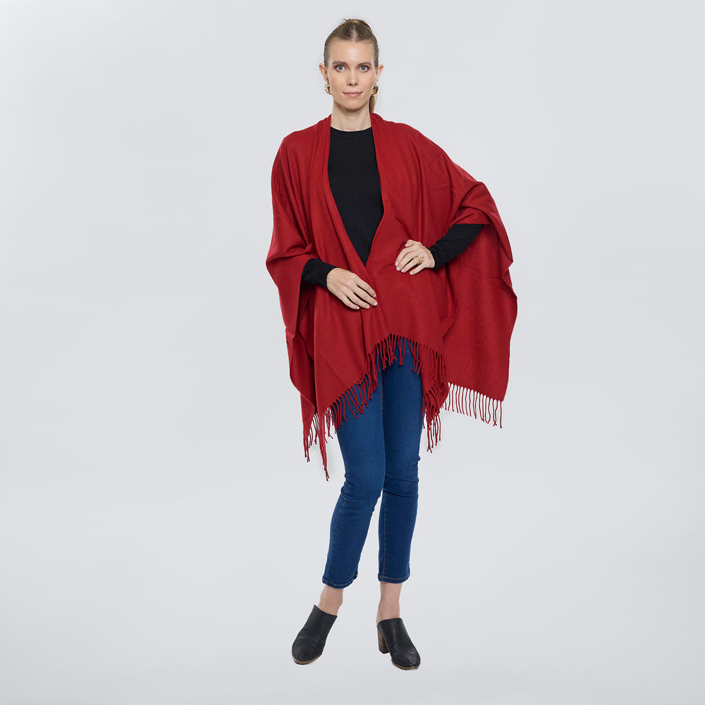 
                      
                        Poncho Tacto Suave Flecos
                      
                    