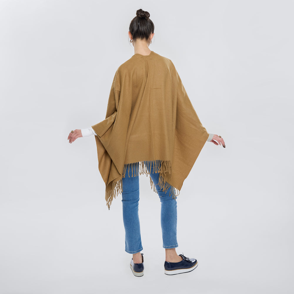 
                      
                        Poncho Tacto Suave Flecos
                      
                    