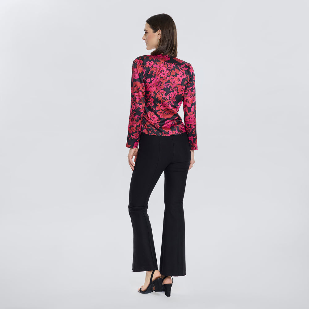 
                      
                        Blusa Estampado Floral Envolvente
                      
                    