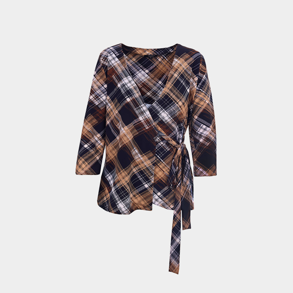 
                      
                        Blusa Plaid & Proud
                      
                    