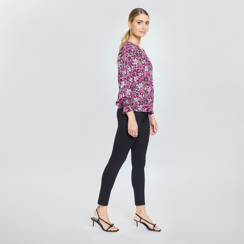 
                      
                        Blusa Estampado Floral
                      
                    